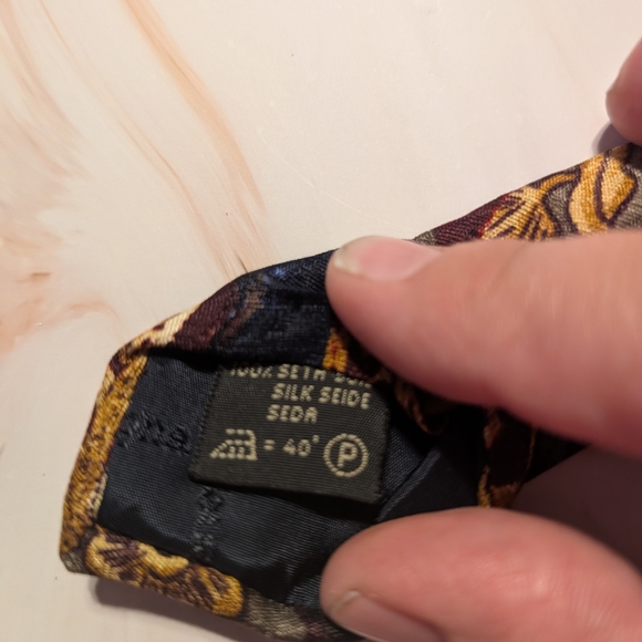 Ermenegildo Zegna Black and Gold Silk‎ Tie Accessories - Picture 4 of 6